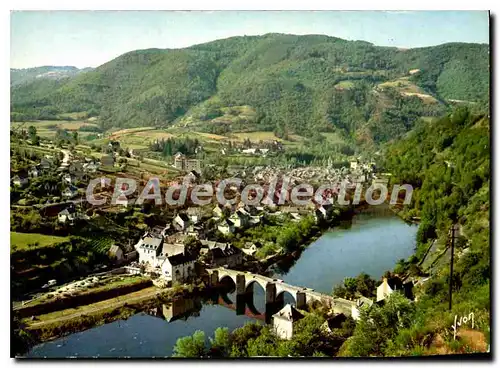 Cartes postales Entraygues Aveyron Vue generale et les bords de la Truyere