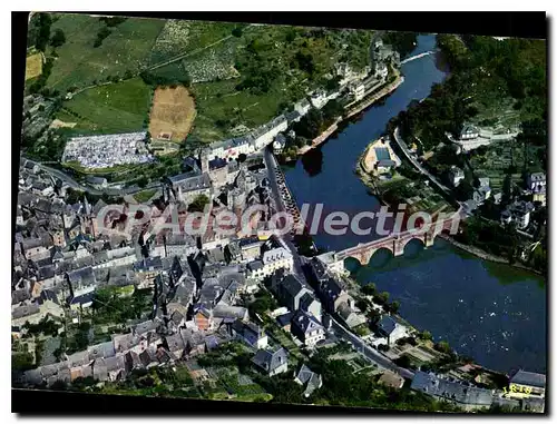 Ansichtskarte AK Estaing Aveyron La vallee du Lot et vue generale
