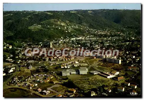 Ansichtskarte AK Villefranche de Rouergue Aveyron Vue generale aerienne