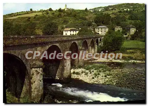 Ansichtskarte AK Broquies Aveyron Le Pont et l'Hotel Le Pescadou