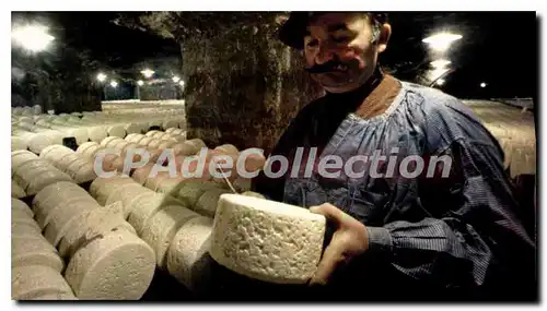 Cartes postales Aveyron Pittoresque A l'Interieur d'une cave l'Affinage des Fromages de Roquefort