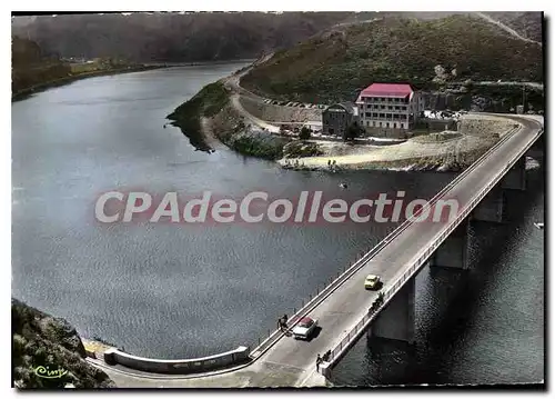 Cartes postales Vue sur le Lac de Garabit Cantal