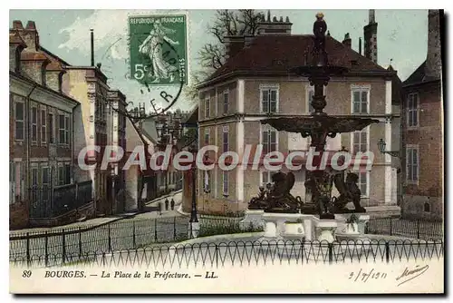 Cartes postales BOURGES place de la pr�fecture