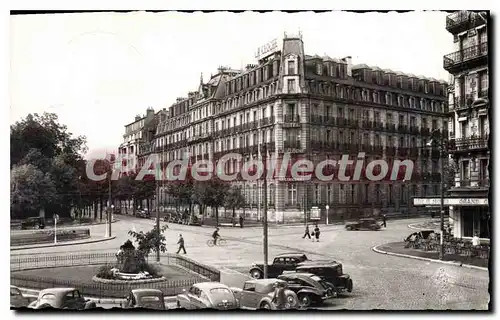 Cartes postales DIJON place Darcy h�tel de la cloche