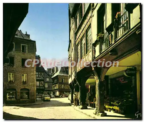 Cartes postales moderne DINAN place de l'Apport