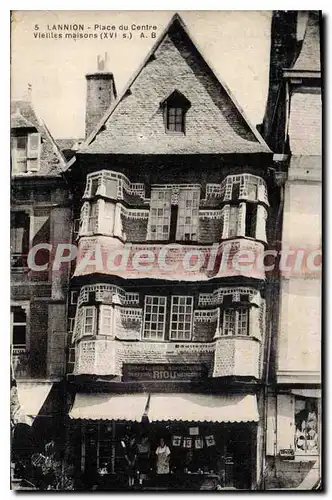 Cartes postales LANNION place du centre