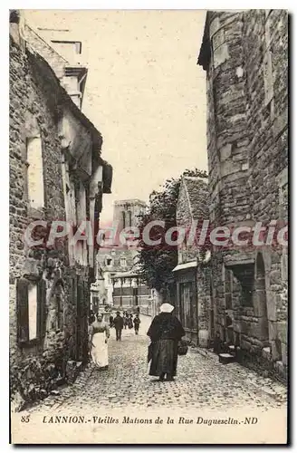 Cartes postales LANNION rue Duguesclin