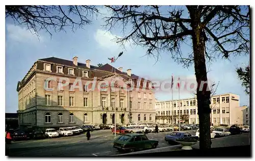 Cartes postales moderne GUERET h�tel de ville Poste