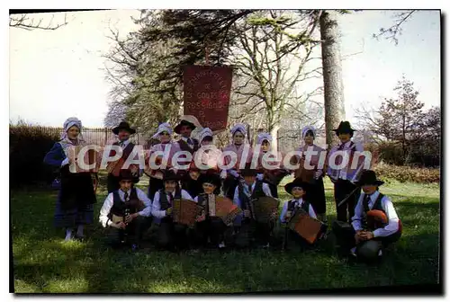 Cartes postales moderne VERTEILLAC folklore chanterelles Gouts-Rossignol m�n�triers