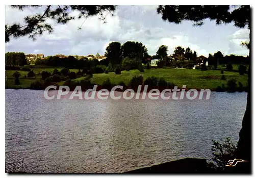 Cartes postales moderne Miallet Le Lac De Miallet Et Son Environnement