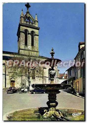 Cartes postales moderne Excideuil L'Eglise Et La Fontaine