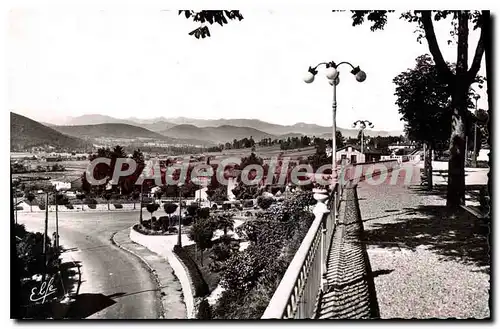 Ansichtskarte AK Saint Gaudens Le Boulevard du midi Vue sur les Pyrenees