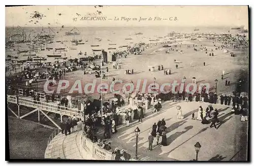 Ansichtskarte AK Arcachon La Plage un Jour de Fete