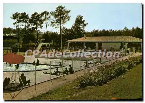 Cartes postales moderne Salles La Piscine Municipale