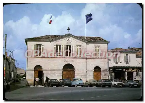 Cartes postales moderne Castelnau Du Medoc La Mairie