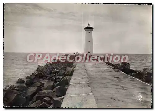 Cartes postales moderne Le Grau D'Agde La Jetee Et Le Phare De La Rive Gauche