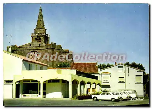 Cartes postales moderne Vias Sur Mer La Poste Et I'Eglise