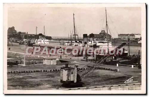 Cartes postales Saint Malo La Gare Maritime Vue Vers Le Casino