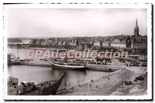 Ansichtskarte AK Saint Malo Les Bassins Et La Ville