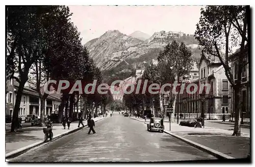 Ansichtskarte AK Grenoble Cours Jean Jaures La Bastille