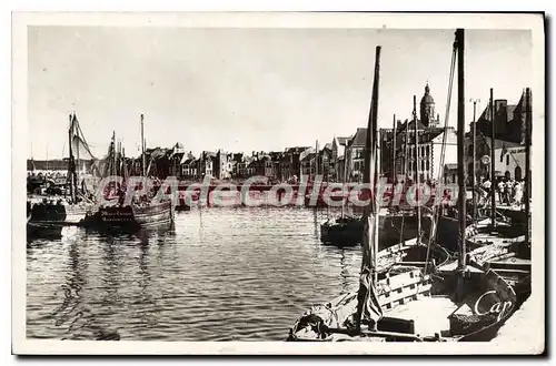 Cartes postales Le Croisic Le Port a Maree haute et les Quais