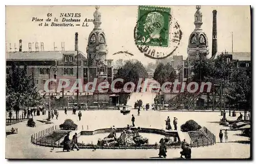 Cartes postales Nantes Place de la Duchesse Anne et la Biscuiterie LU