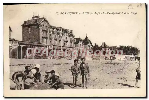 Cartes postales Pornichet les Pins Le Family Hotel et la Plage