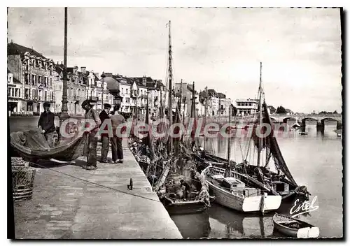 Moderne Karte Le Pouliguen Les Quais Du Port