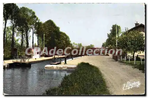 Cartes postales Chatillon Coligny Les Bords Du Canal �cluse
