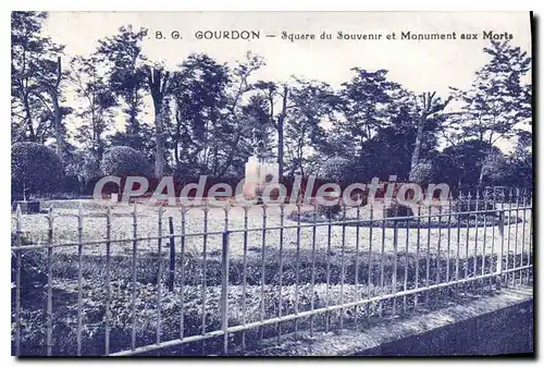 Cartes postales Gourdon Square Du Souvenir Et Monument Aux Morts