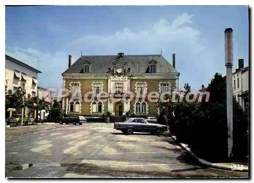 Cartes postales moderne Ste Livrade Sur Lot Place De I'Hotel De Ville