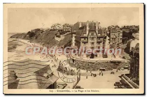 Cartes postales Granville La Plage Et Les Falaises