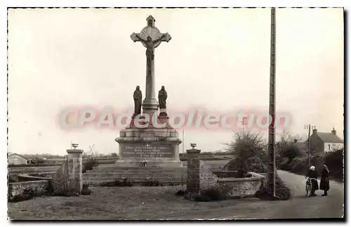 Cartes postales Creances Le Monument Aux Morts