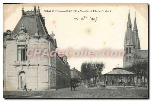 Ansichtskarte AK Chalons Sur Marne Musee Et Place Godart