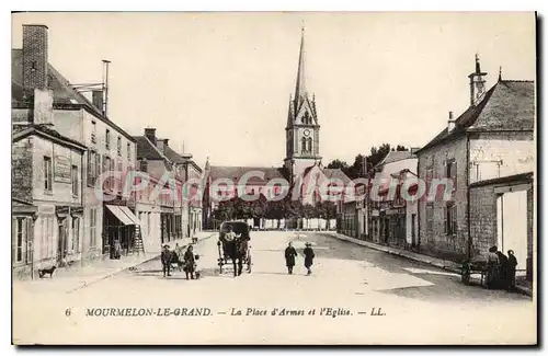 Cartes postales Mourmelon Le Grand La Place D'Armes Et I'Eglise