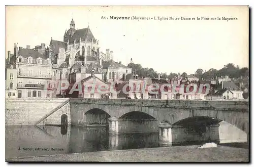 Cartes postales Mayenne L'eglise Notre Dame Et Le Pont Sur La Mayenne