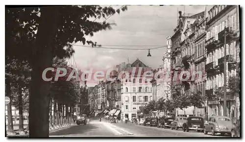 Ansichtskarte AK Metz L'Avenue Et La Rue Serpenoise