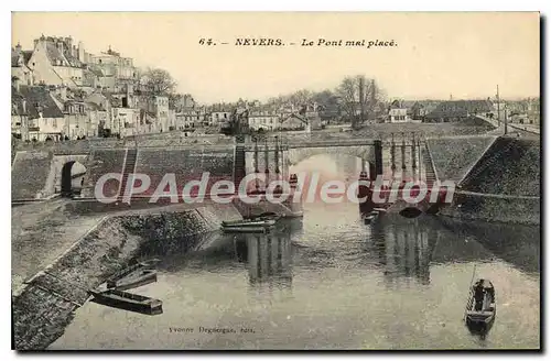 Cartes postales Nevers Le Pont Mal Plac�