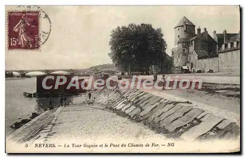 Cartes postales Nevers La Tour Goguin Et Le Pont Du Chemin De Fer