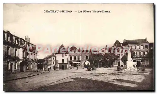 Cartes postales Chateau Chinon La Place Notre Dame