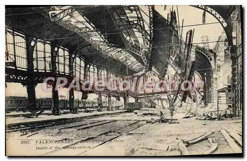 Cartes postales VAlenciennes int�rieur de la Gare