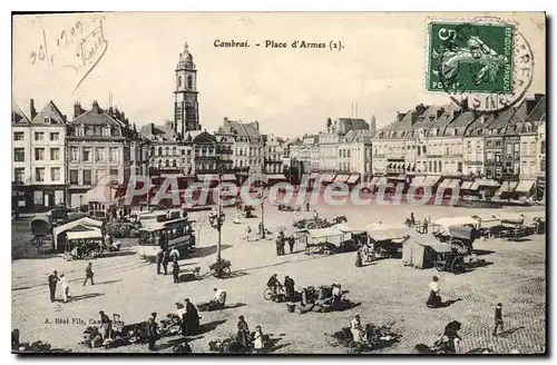 Cartes postales Cambrai Place D'Armes