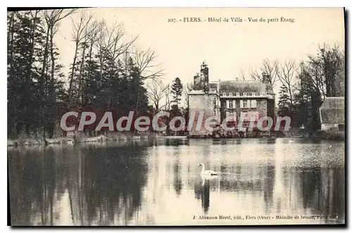 Cartes postales Flers Hotel De Ville Vue Du Petit �tang