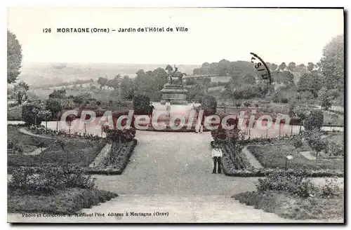 Ansichtskarte AK Mortagne Jardin De I'Hotel De Ville