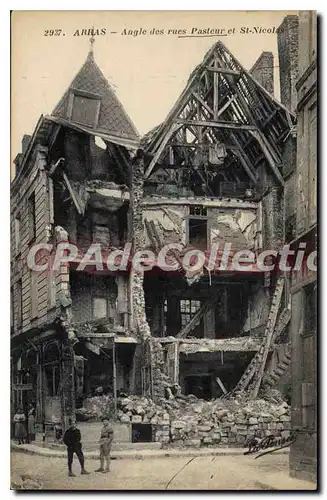 Cartes postales Arras Angle Des Rues Pasteur et Saint Nicolas