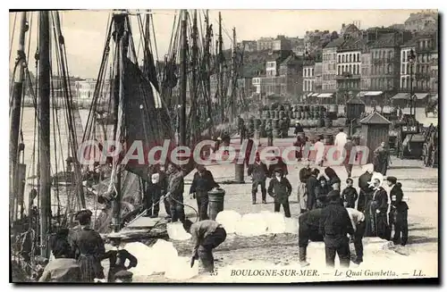 Ansichtskarte AK Boulogne Sur Mer Le Quai Gambetta