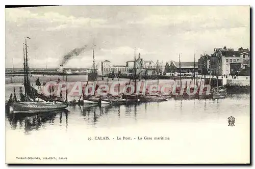 Cartes postales Calais Le Port La Gare Maritime