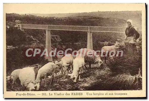 Ansichtskarte AK viaduc des Fades Une Bergere Et Son Troupeau