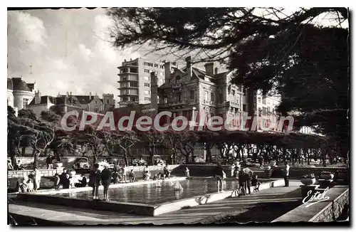 Ansichtskarte AK Biarritz Square De I'Imperatrice