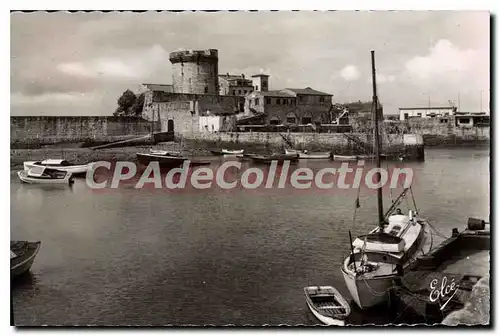 Cartes postales Saint Jean De Luz Le Fort Du Socoa Et Le Port